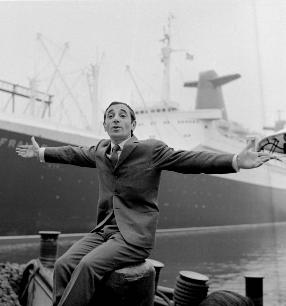 932x1000 Charles Aznavour in New York (1963)