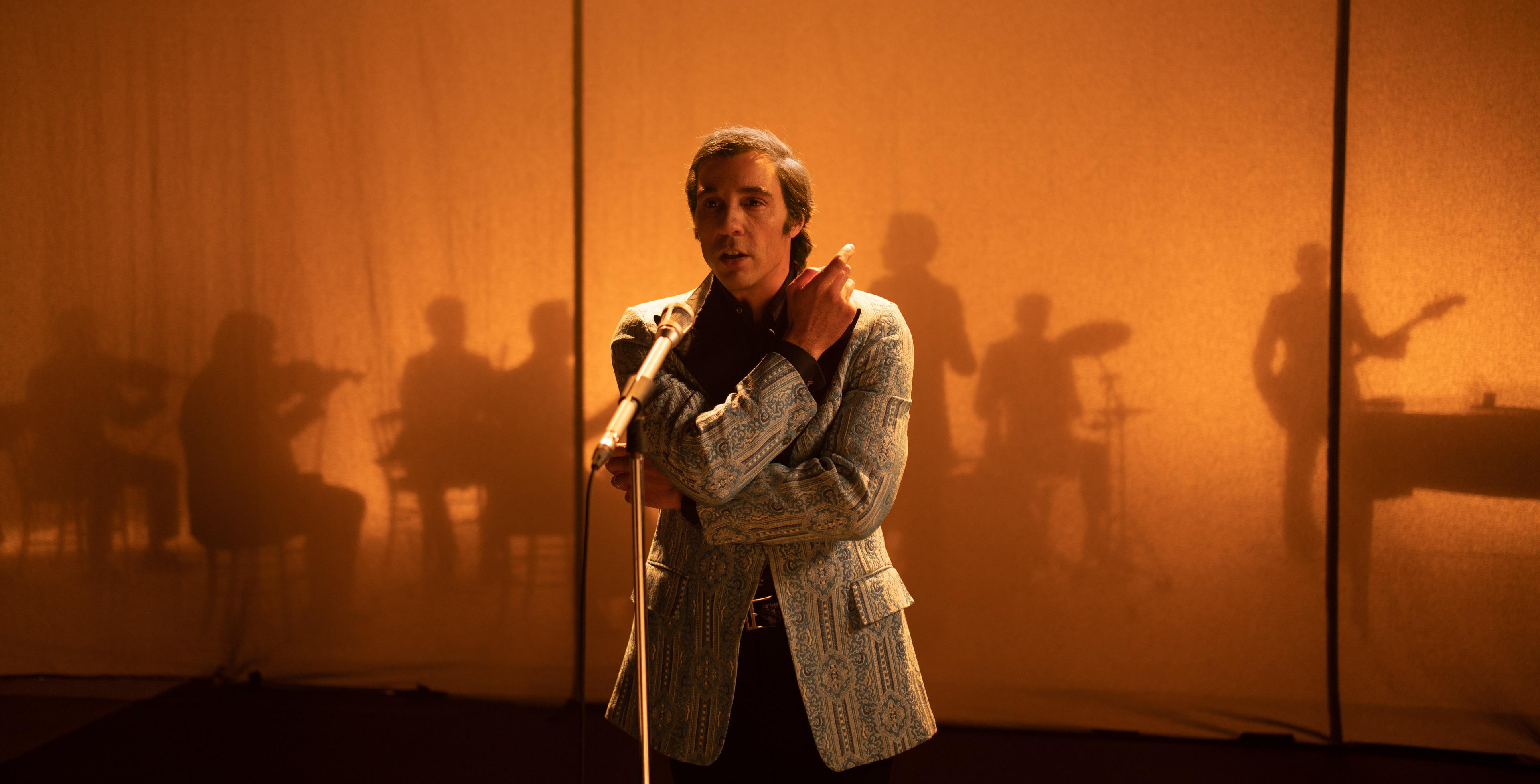 3840x1956 Monsieur Aznavour (2024)
