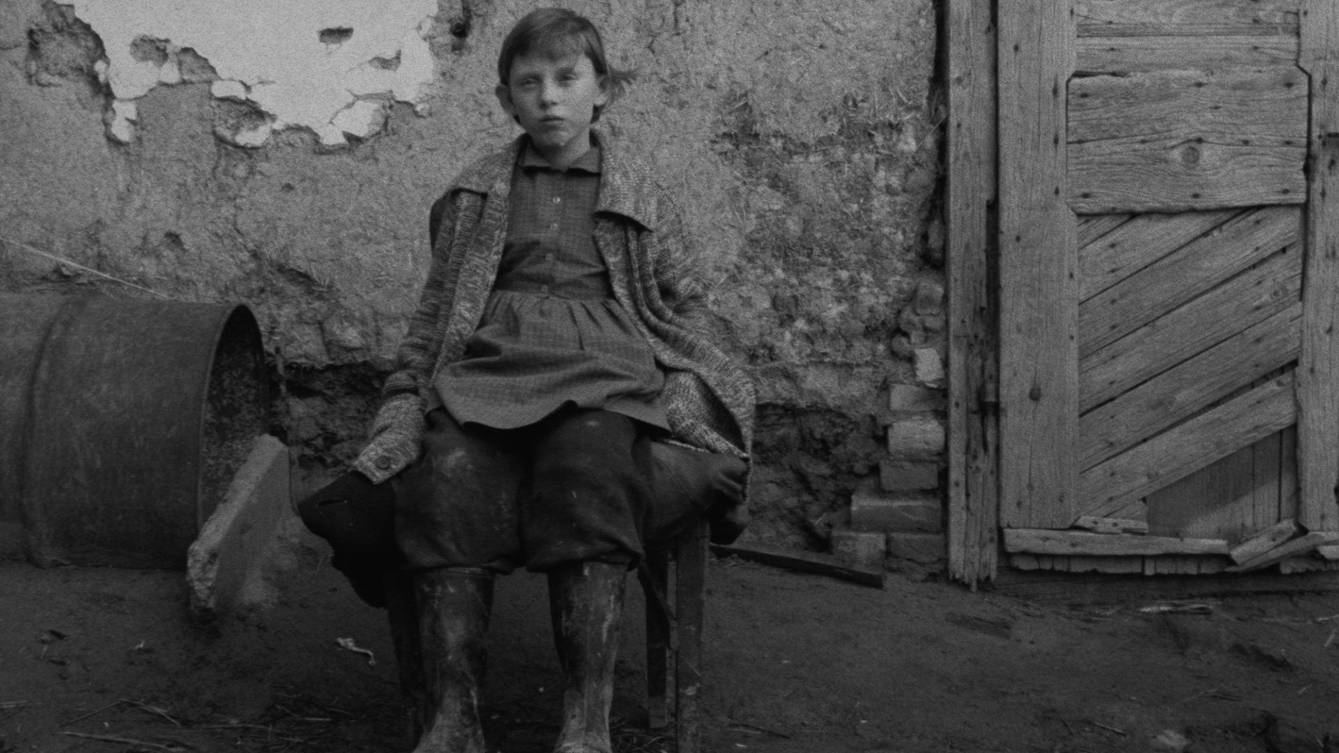 1920x1080 The Cinematheque / Sátántangó