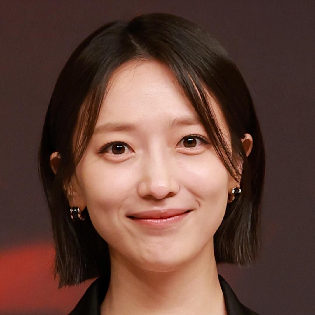 1080x1080 Pyo Ye Jin Filmer Og Serier