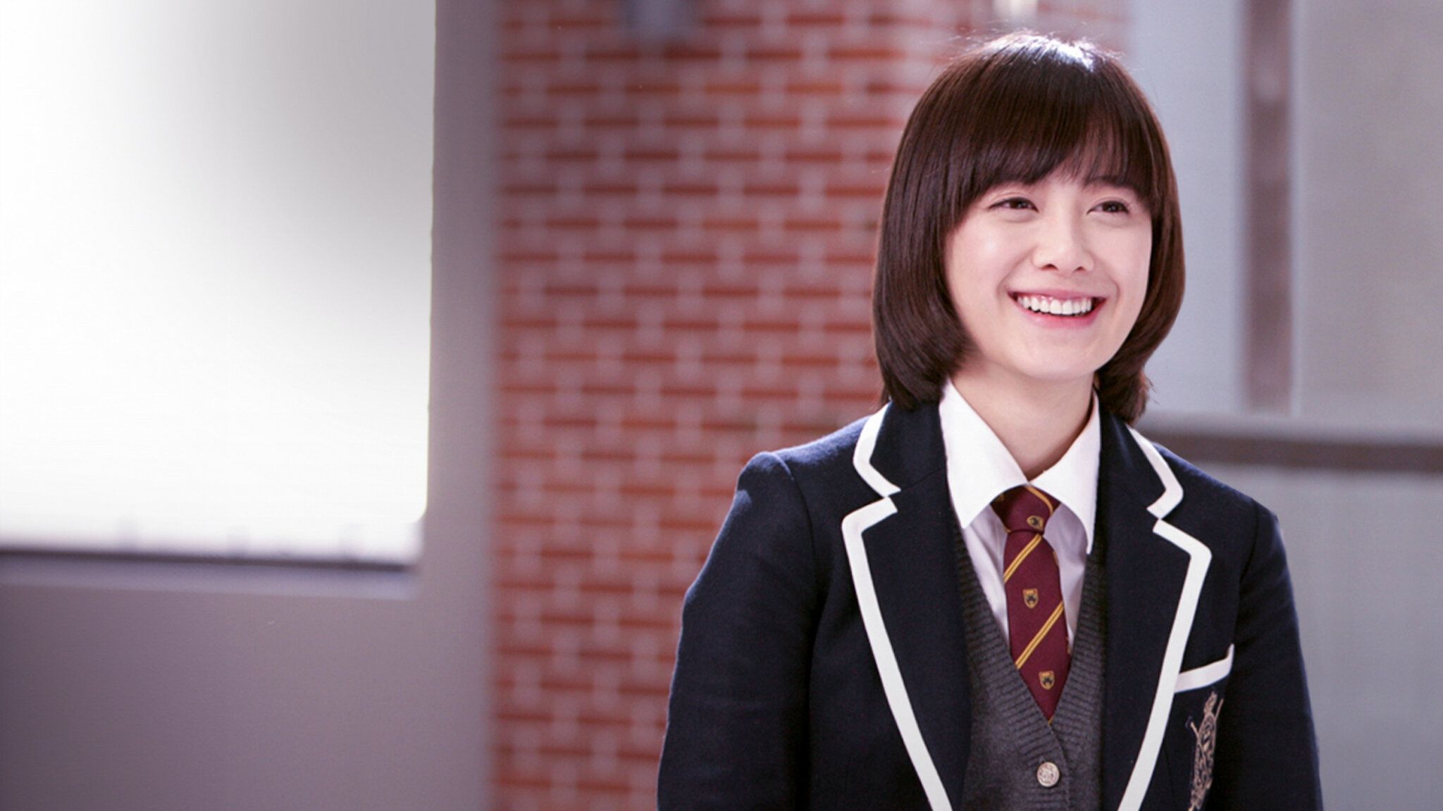 2048x1152 Boys Over Flowers (KR version): Limited Series_hook_01_16x9_backfill