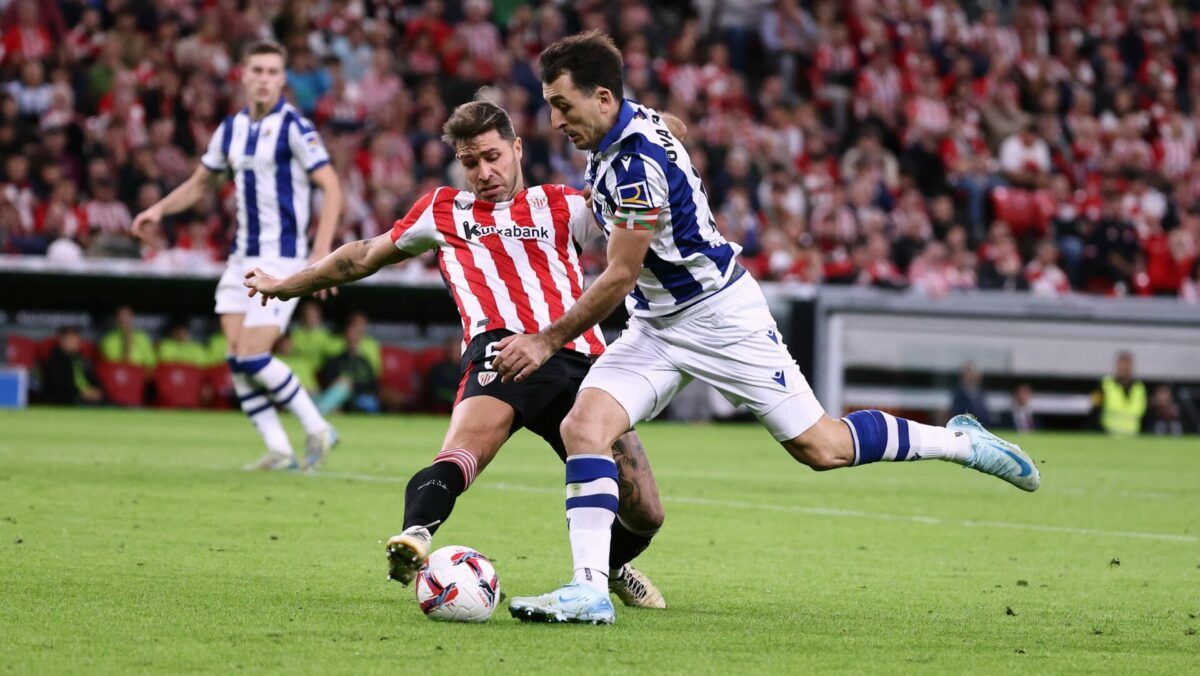 1200x676 Imanol Alguacil and Real Sociedad captain Mikel Oyarzabal exchange shots in press after derby defeat España