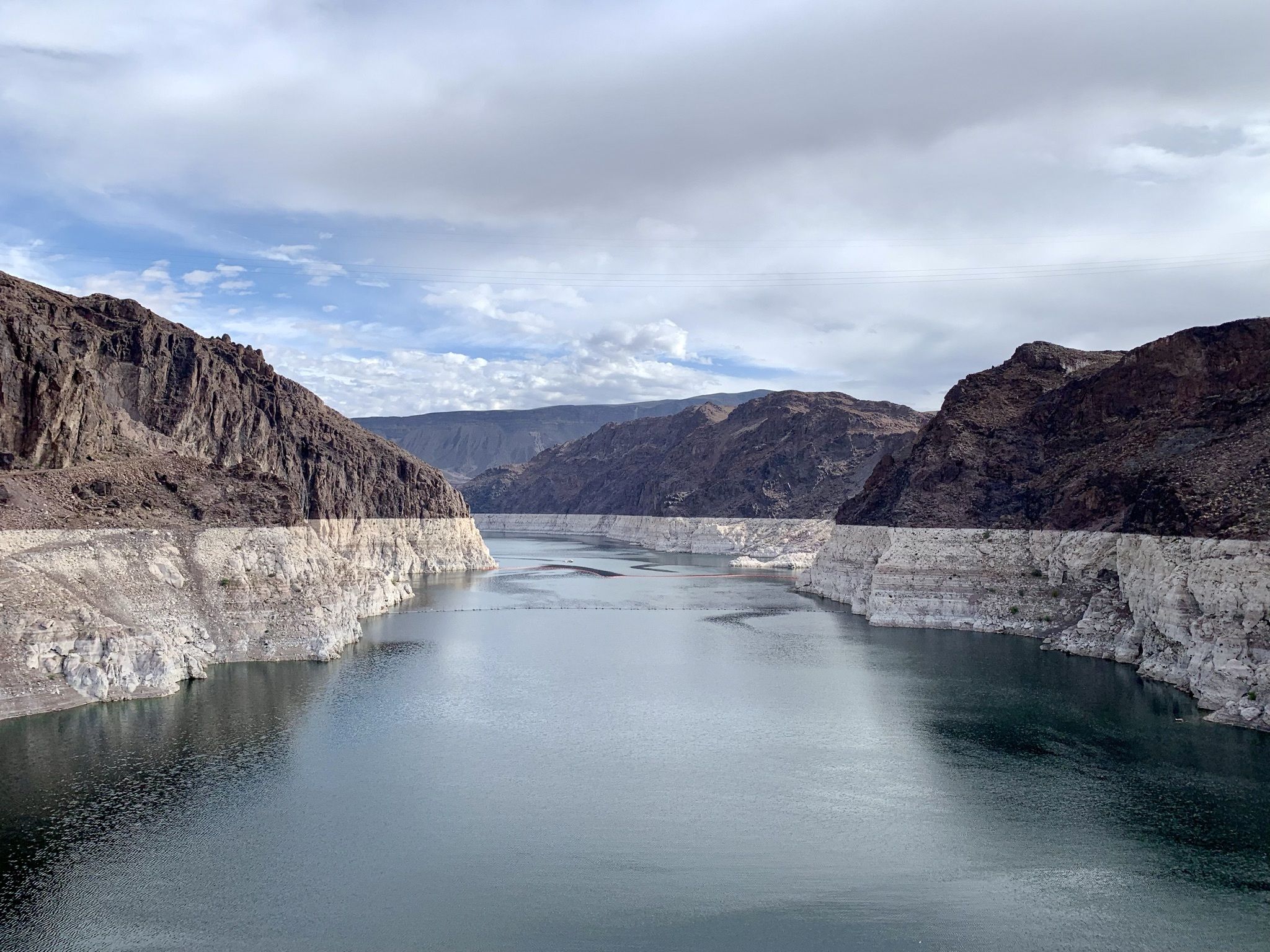 2048x1536 Lake Mead at Hoover Dam