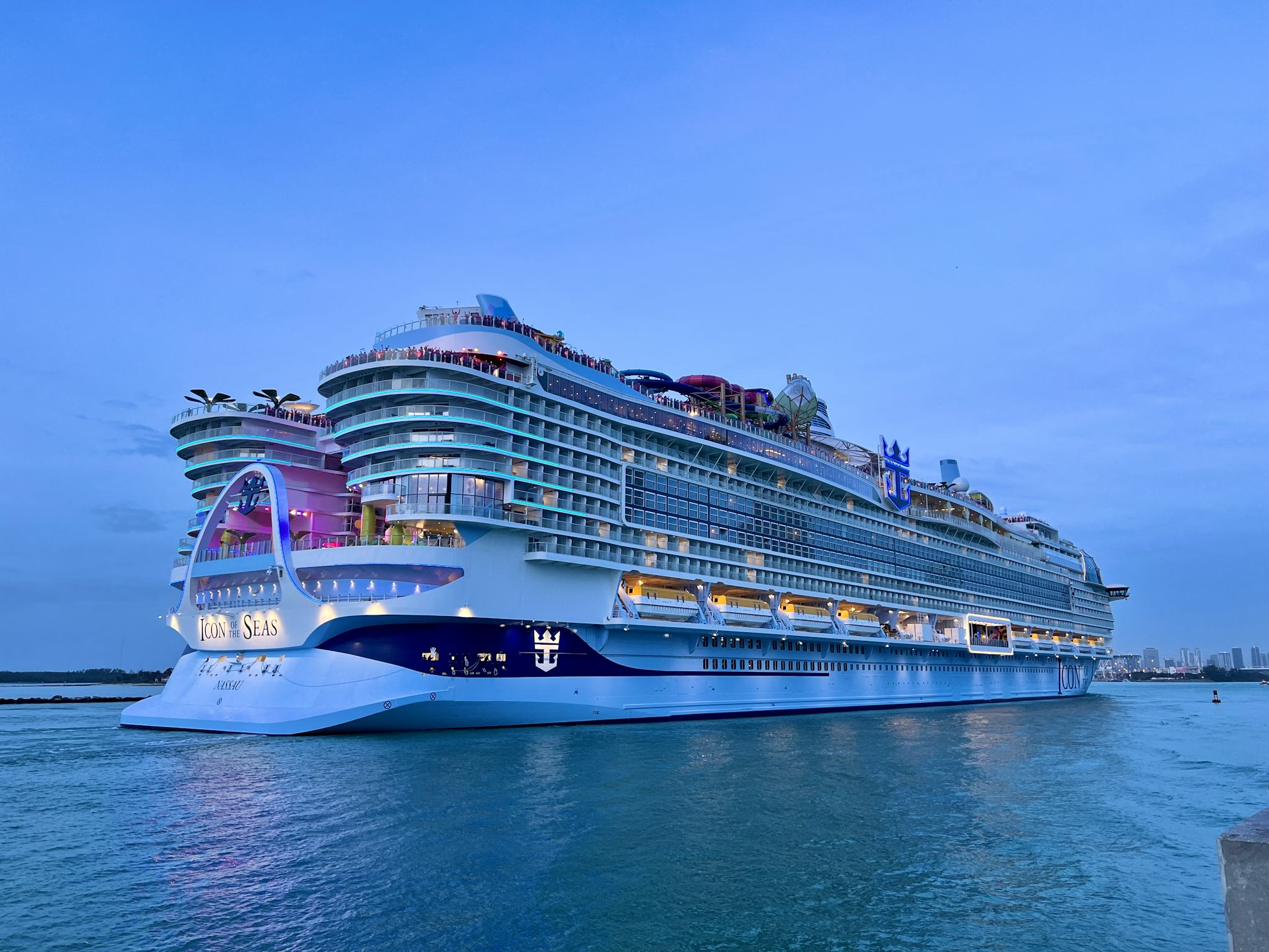 2048x1536 Photos of Icon of the Seas