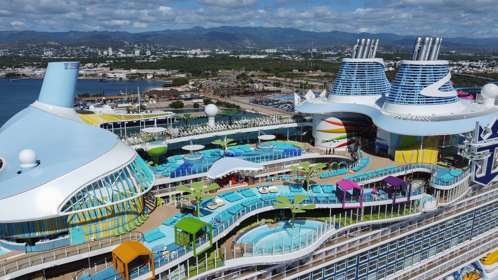 2048x1152 Is Royal Caribbean's Icon of the Seas Cruise Ship Really Sustainable?
