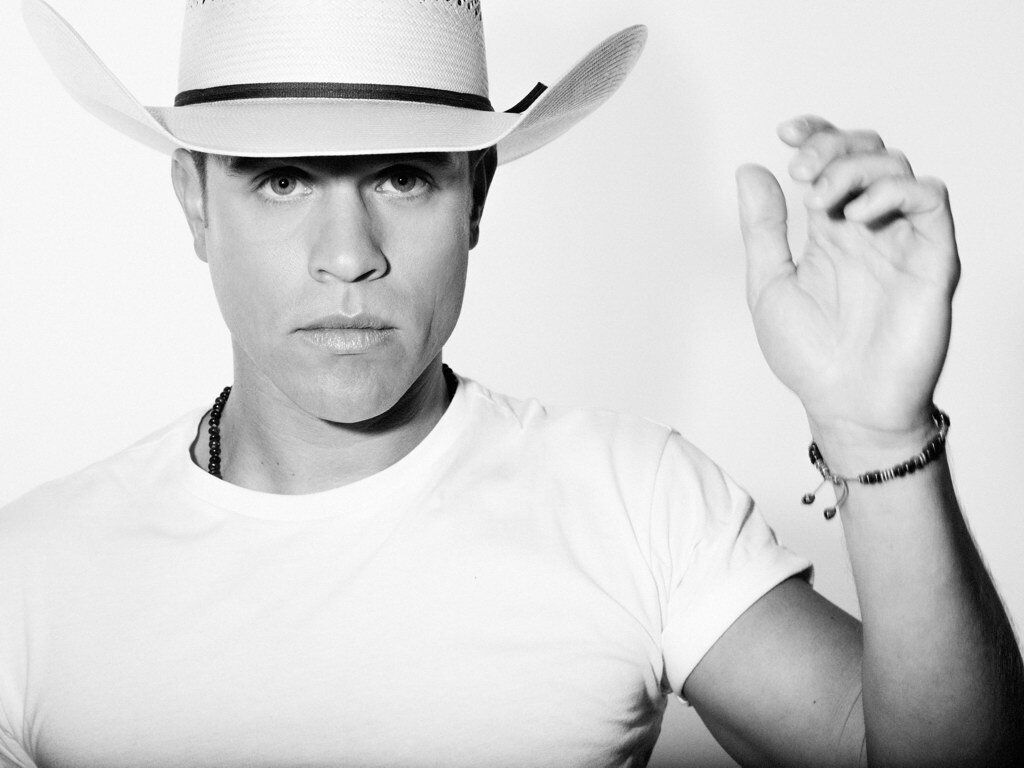 1024x768 V7500 Dustin Lynch Portrait Hot Country Music Singer BW Decor WALL POSTER PRINT