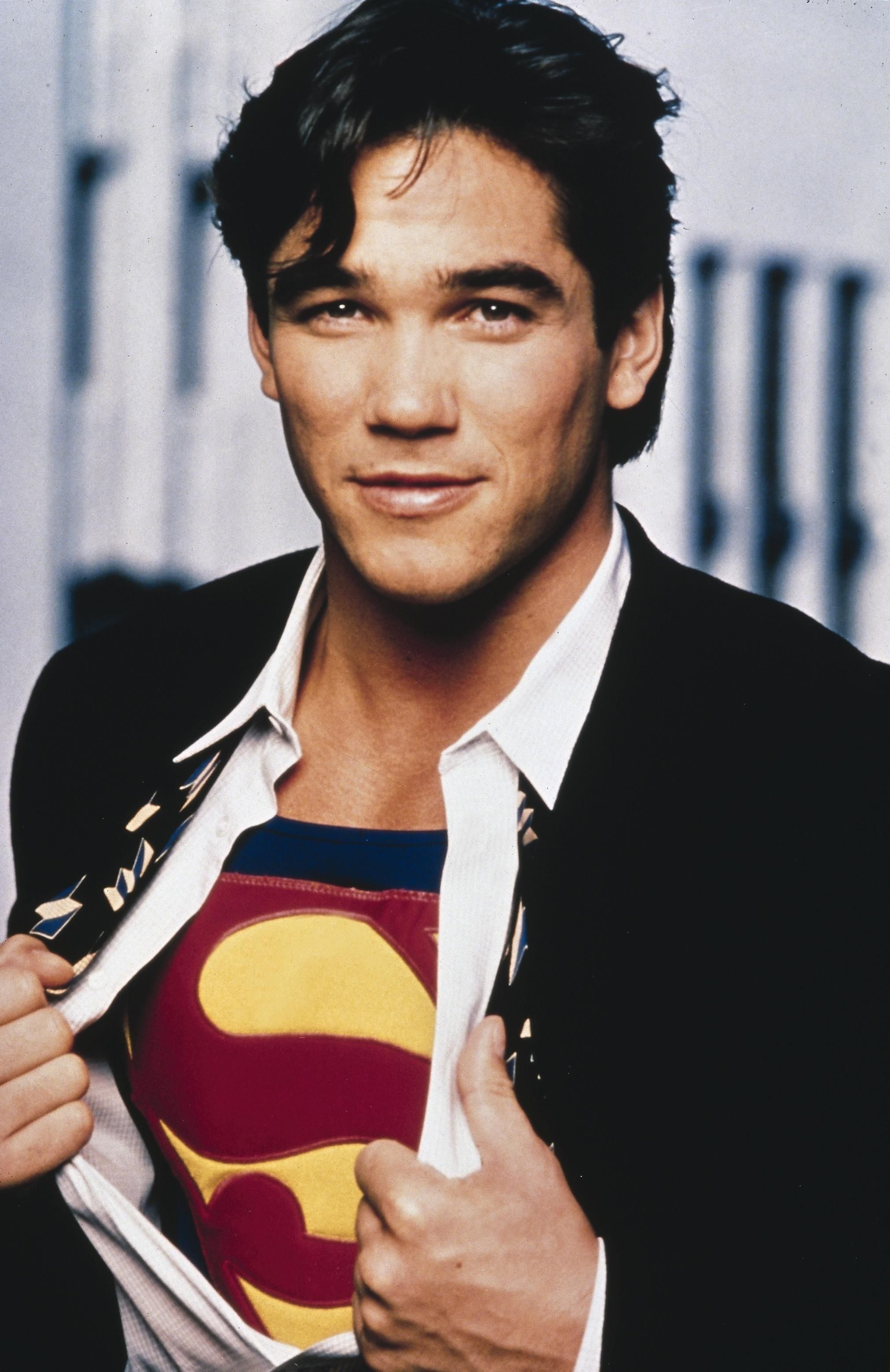 2023x3116 Lois and Clark: The New Adventures of Superman Wallpaper