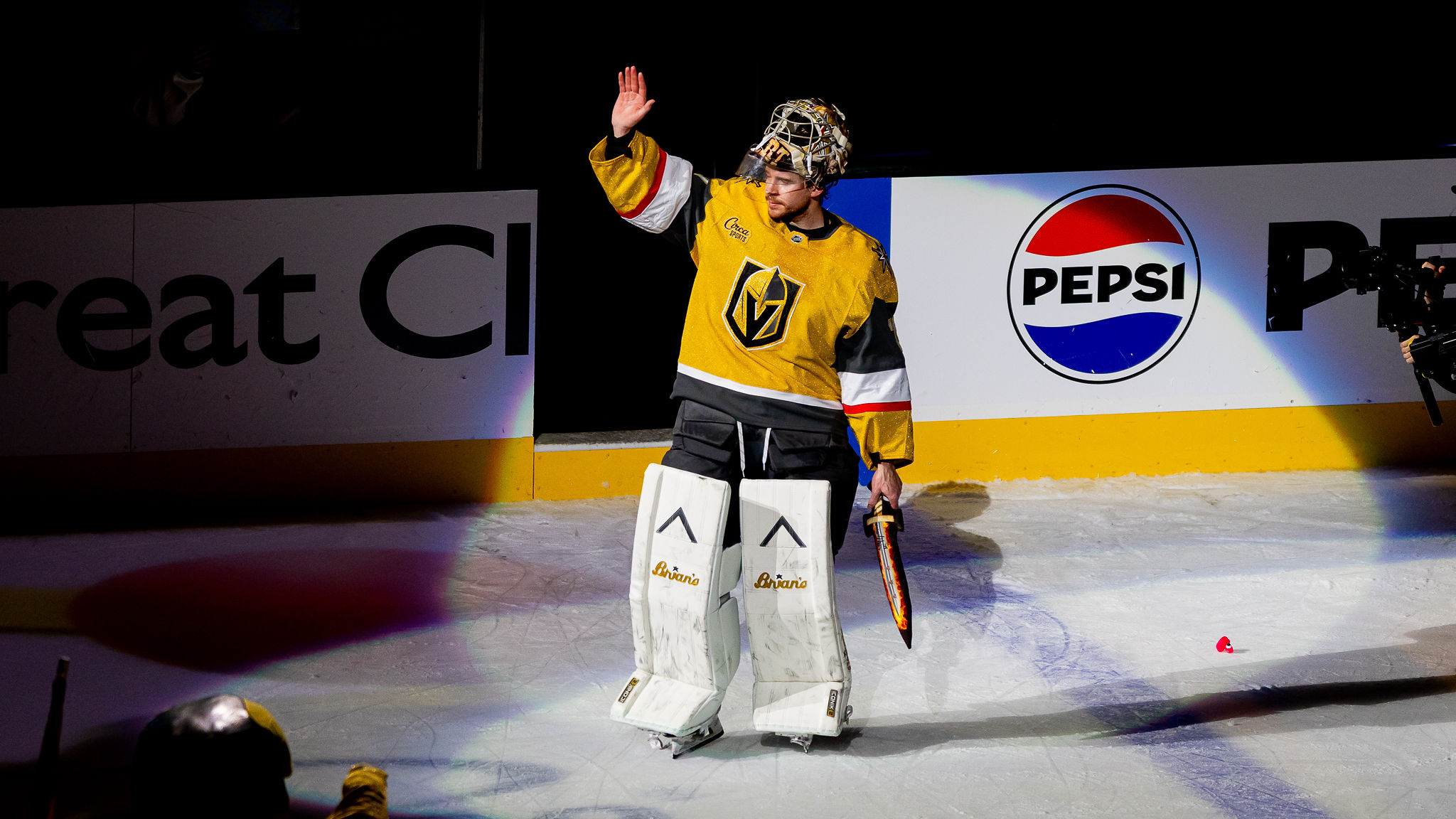 2048x1152 Golden Knights Hold On For 3 1 Win Over Anaheim Thanks To Stellar Goaltending In Game 1; Anaheim Ticked Off At Non Icing Call That Led To VGK's Winning Goal