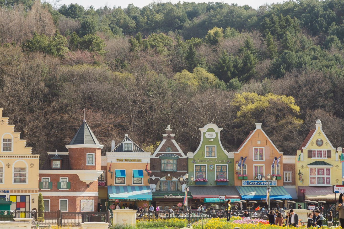 1440x960 Complete Guide to Everland Theme Park