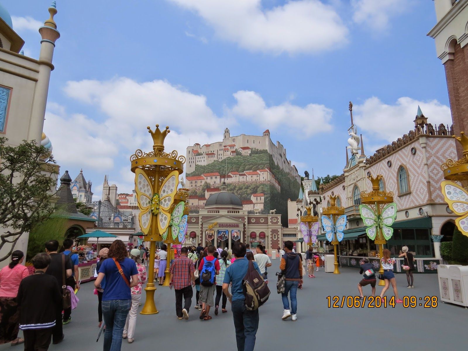1600x1200 Second Drop Attractions: My experience at South Korea's Everland