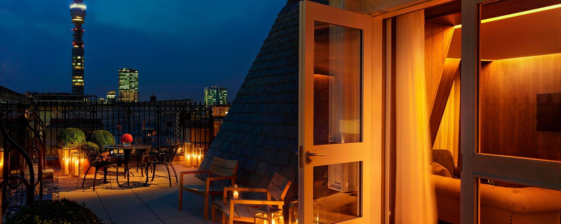 1920x768 The London EDITION. Luxury Nautical Themed Hotel