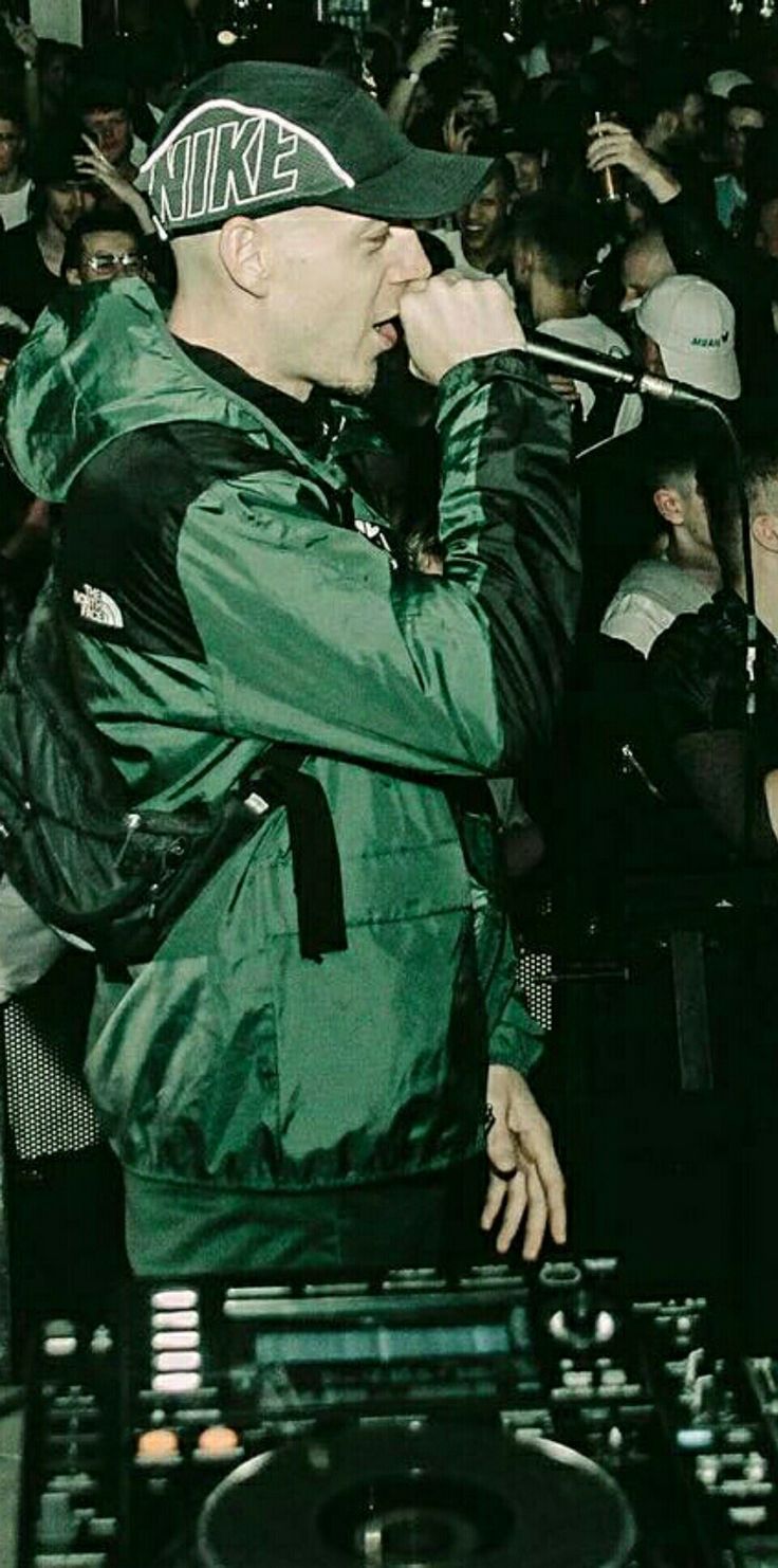 736x1482 Underground rave wallpaper. Dj rave aesthetic, Kurupt fm wallpaper, Mr traumatik