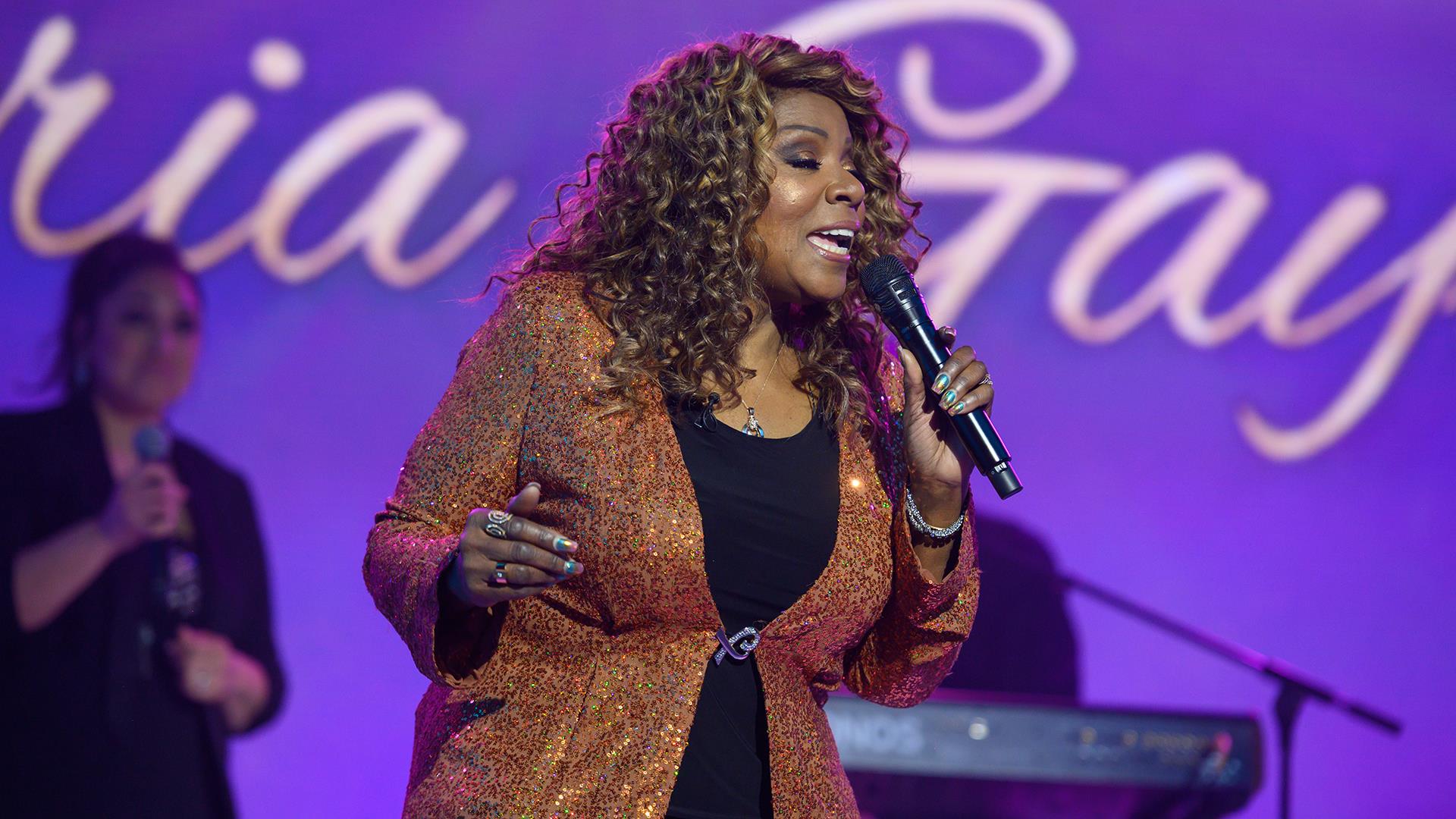 1920x1080 Gloria Gaynor Wallpaper