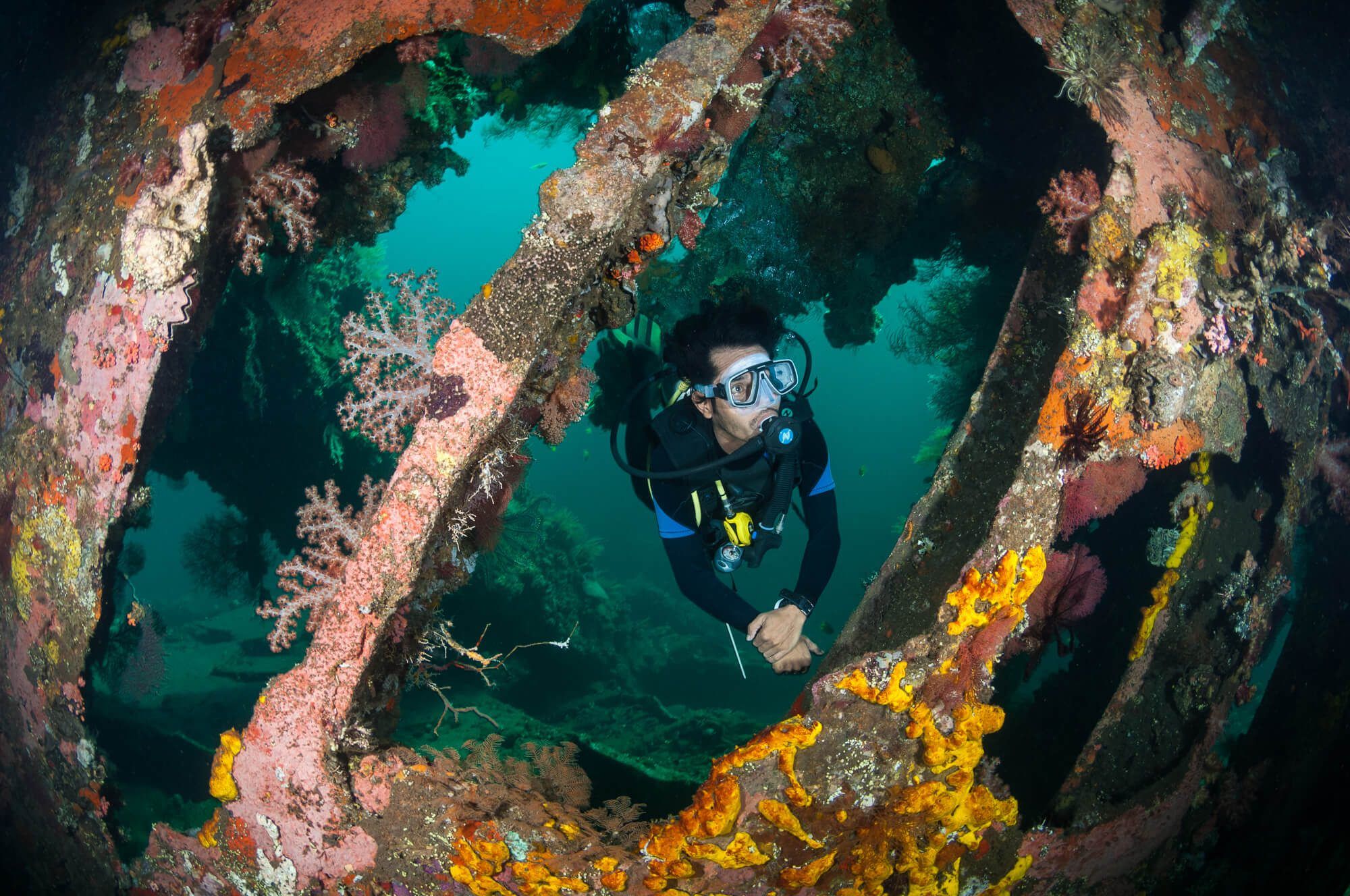 2000x1328 Diving the USS Liberty wreck in Tulamben, Bali