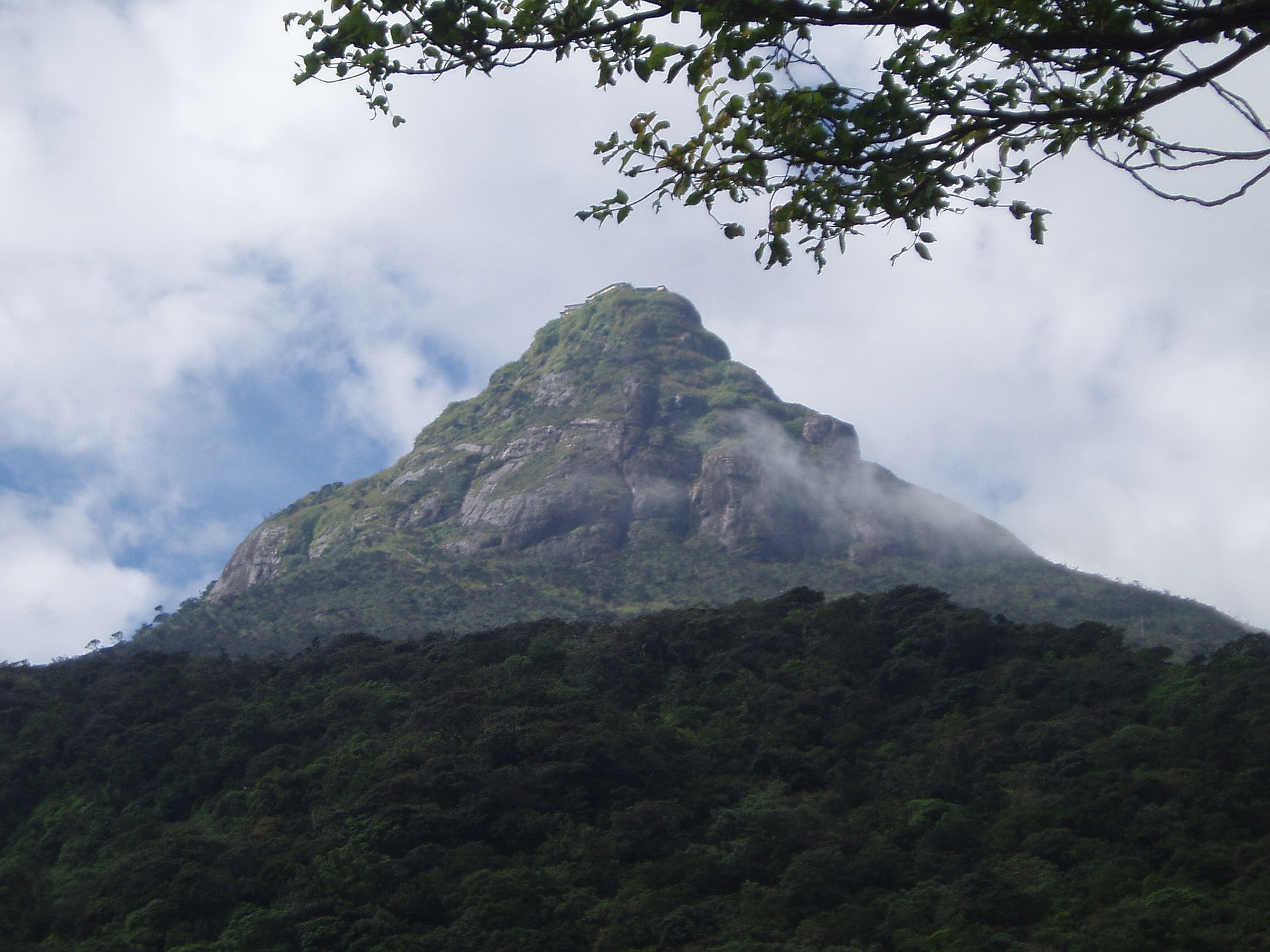 1920x1440 Adams Peak