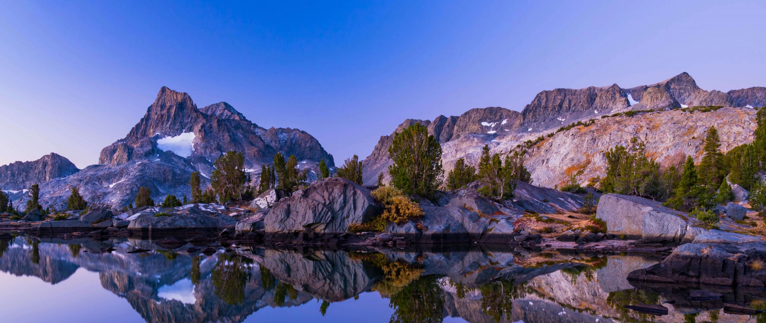 2560x1080 Banner Peak Wallpaper 4K, Thousand Island Lake