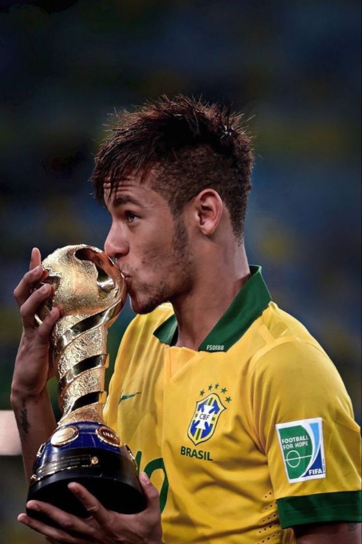 736x1104 Cup Celebration HD Walpaper OF Neymar Jr.'s