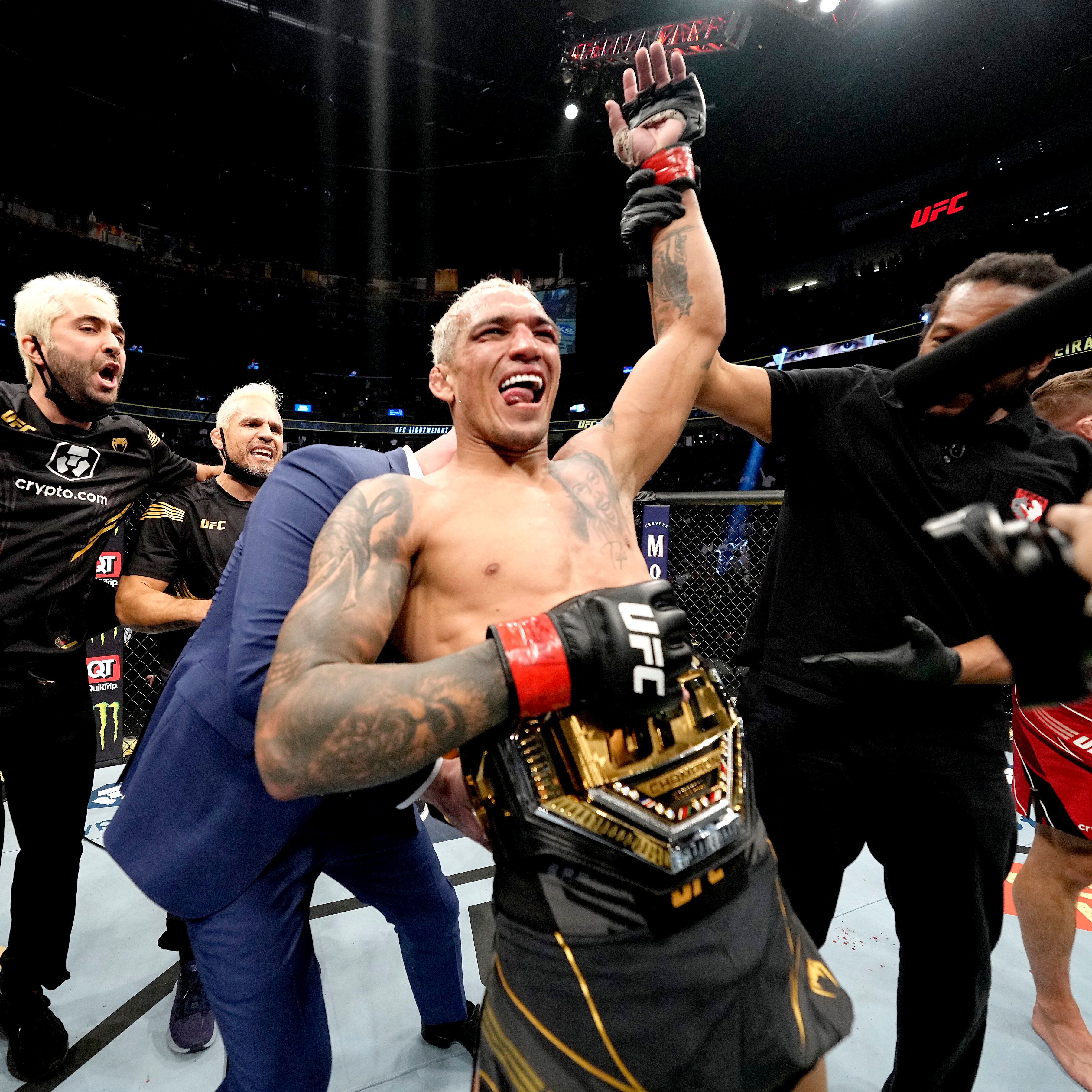 3612x3612 Do Bronx mantém título e Amanda Nunes perde cinturão no UFC 269
