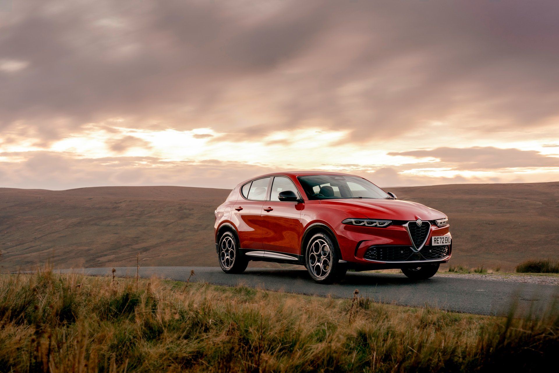 1920x1280 Download Vehicle Alfa Romeo Tonale 4k Ultra HD Wallpaperx2667