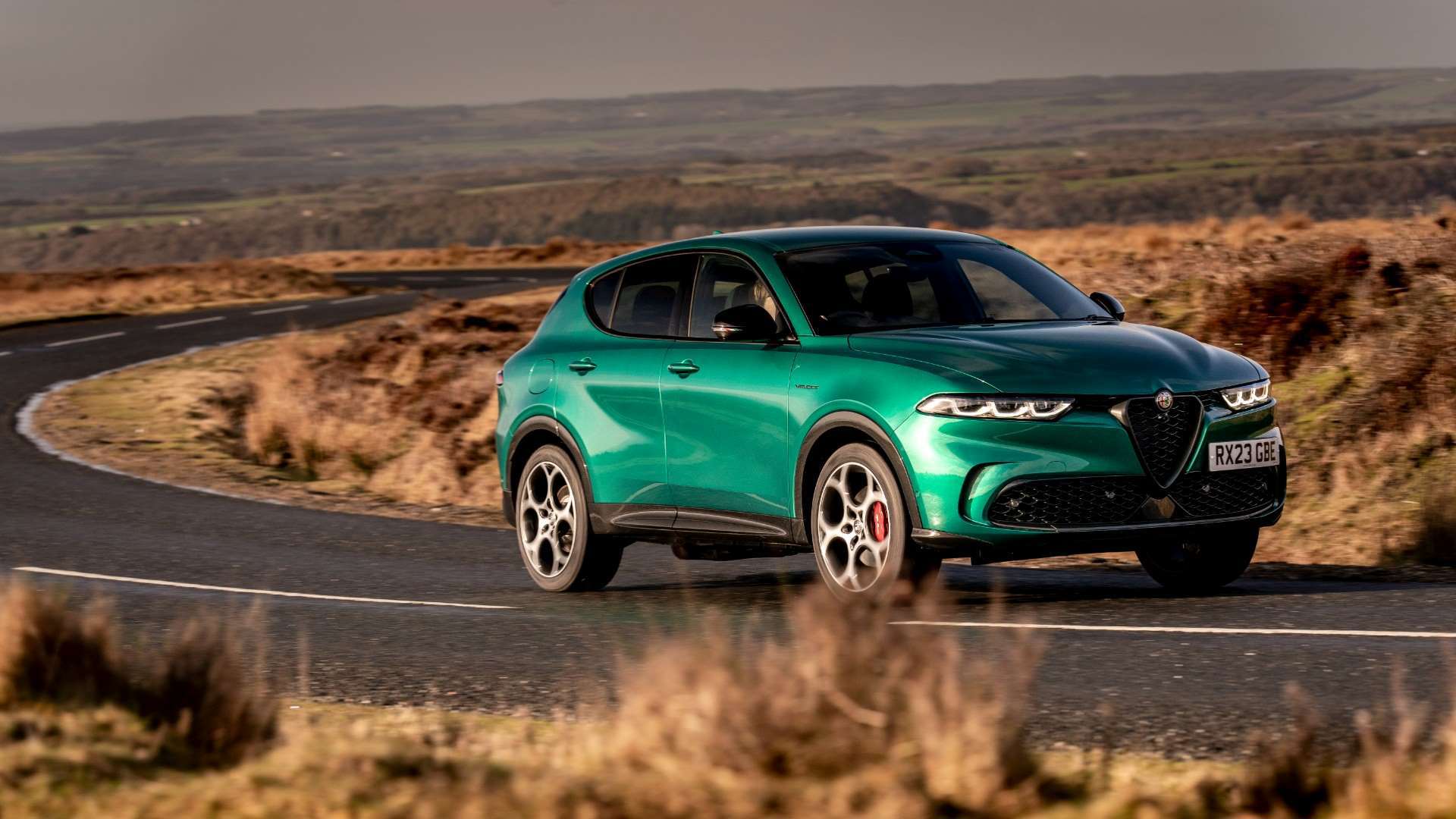 1920x1080 First Drive: Alfa Romeo Tonale PHEV UK 2023 Review