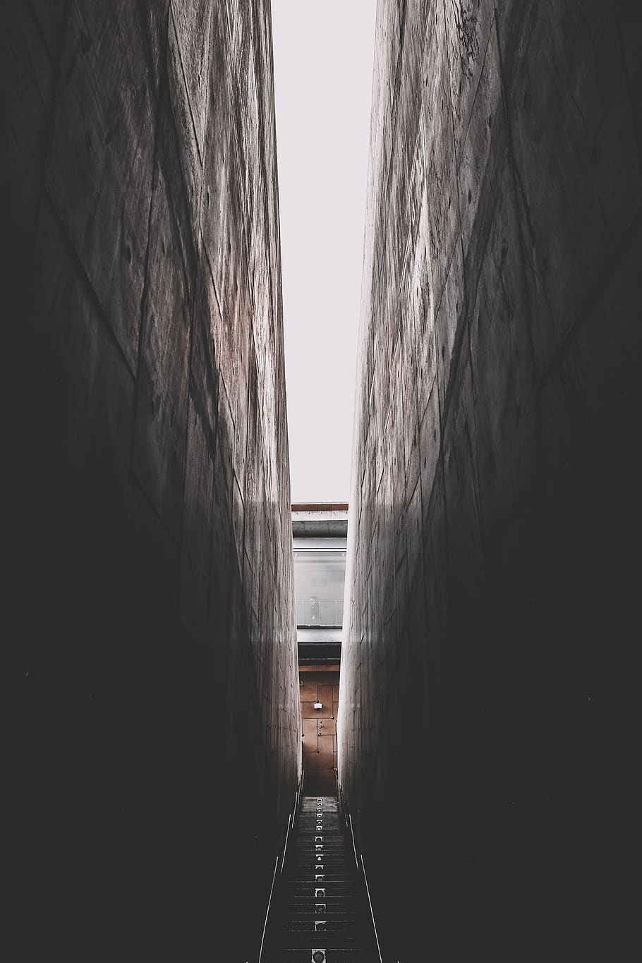 910x1365 Narrow path 1080P, 2K, 4K, 5K HD wallpaper free download