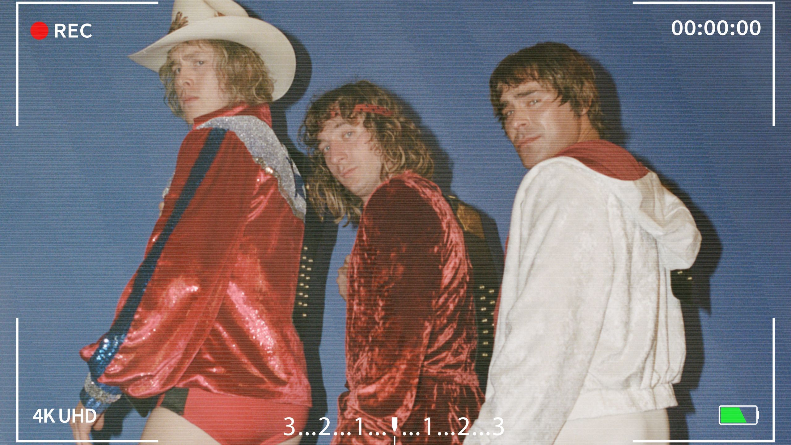 2560x1440 How The Iron Claw Cast Transformed into '80s Wrestling Superstars