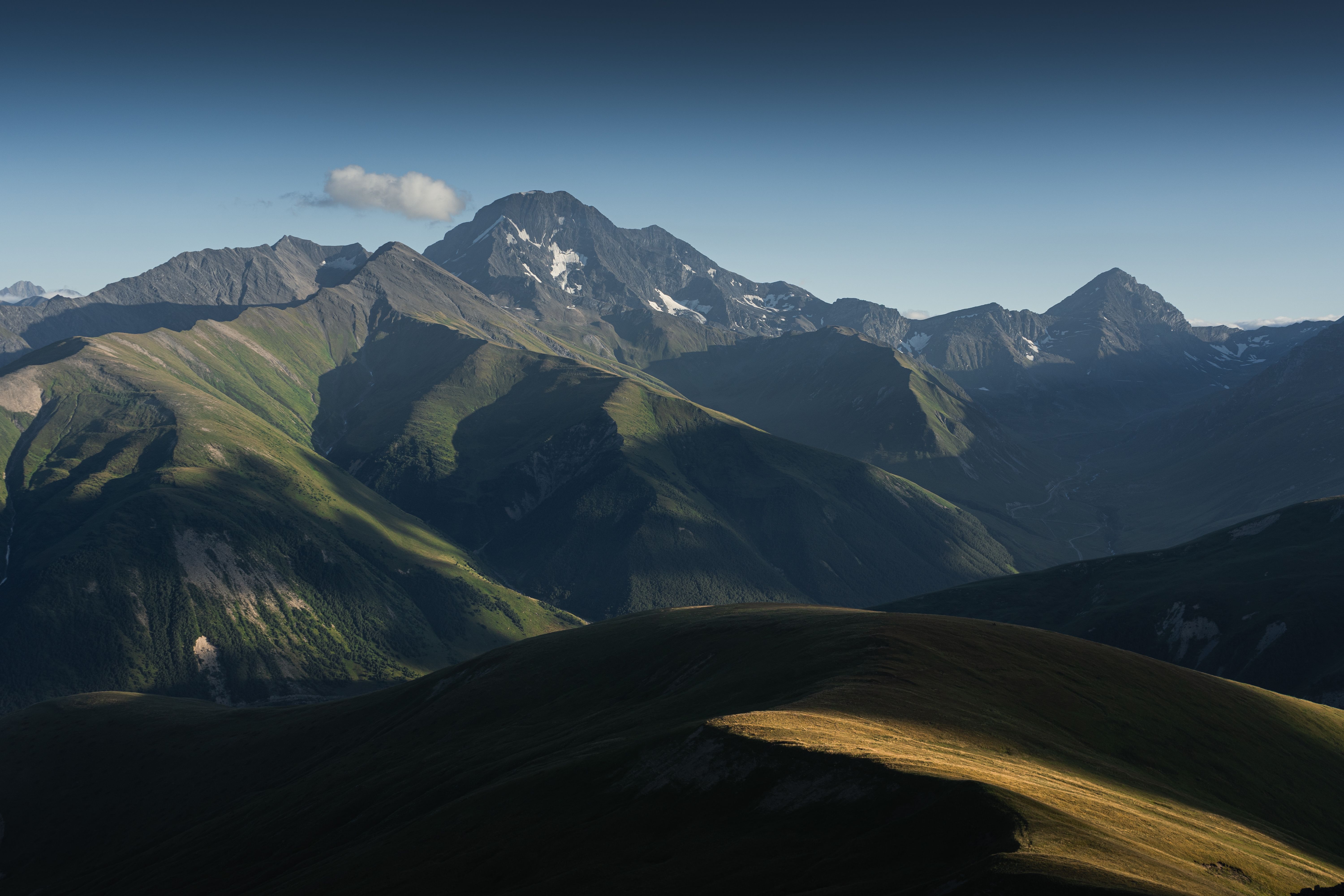 6000x4000 Mamison pas. North Ossetia. · Free
