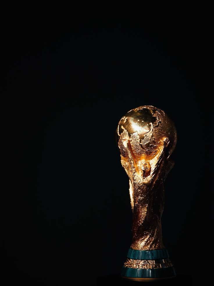736x981 World Cup 2026 Trophy