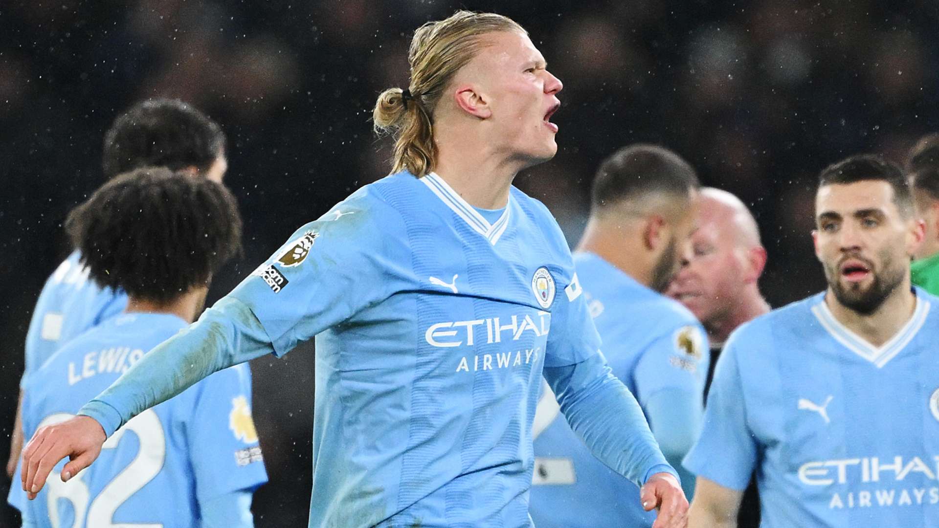 1920x1080 F*ck off!' Haaland fumes at Giovani Lo Celso before storming down the tunnel at the end of thrilling Man City draw with Spurs that delivered more controversial decisions