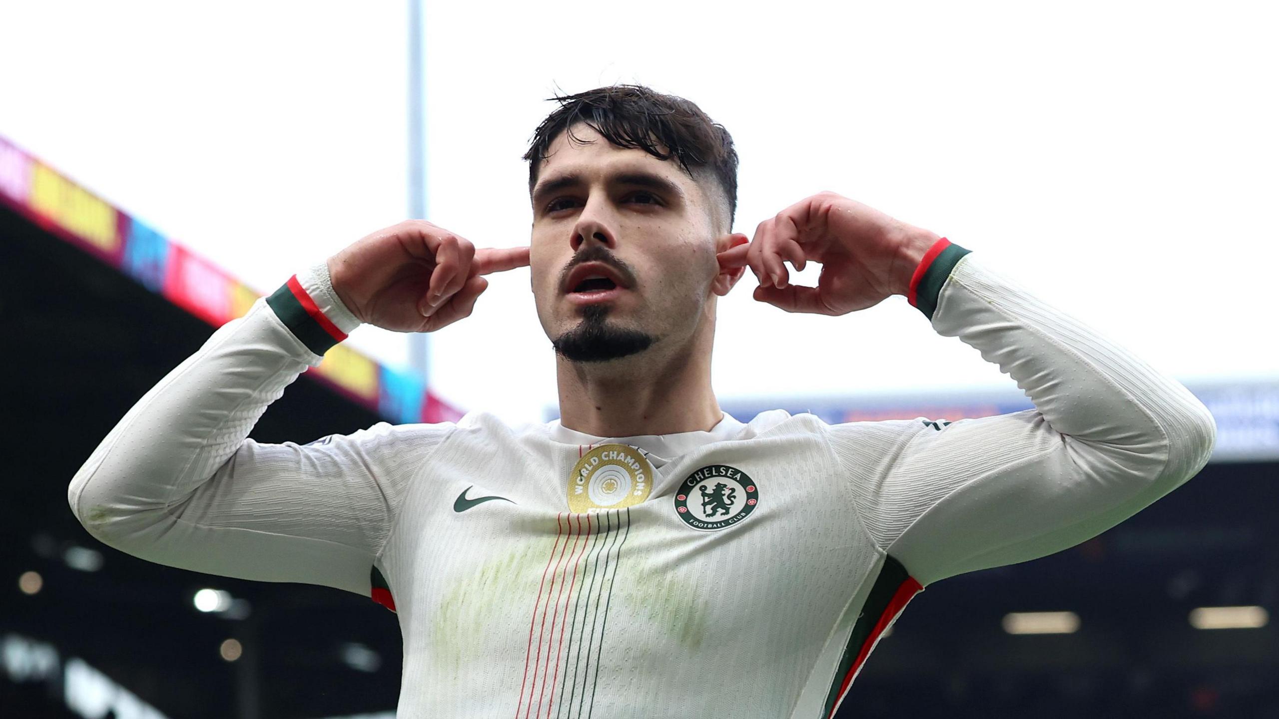 2560x1440 Pedro Neto: Chelsea's misunderstood winger