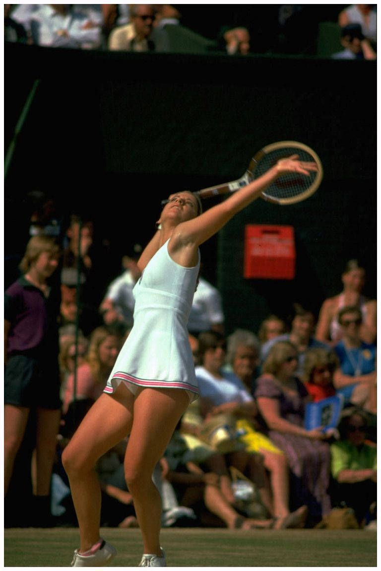 768x1150 Download Chris Evert About To Smash A Ball Wallpaper