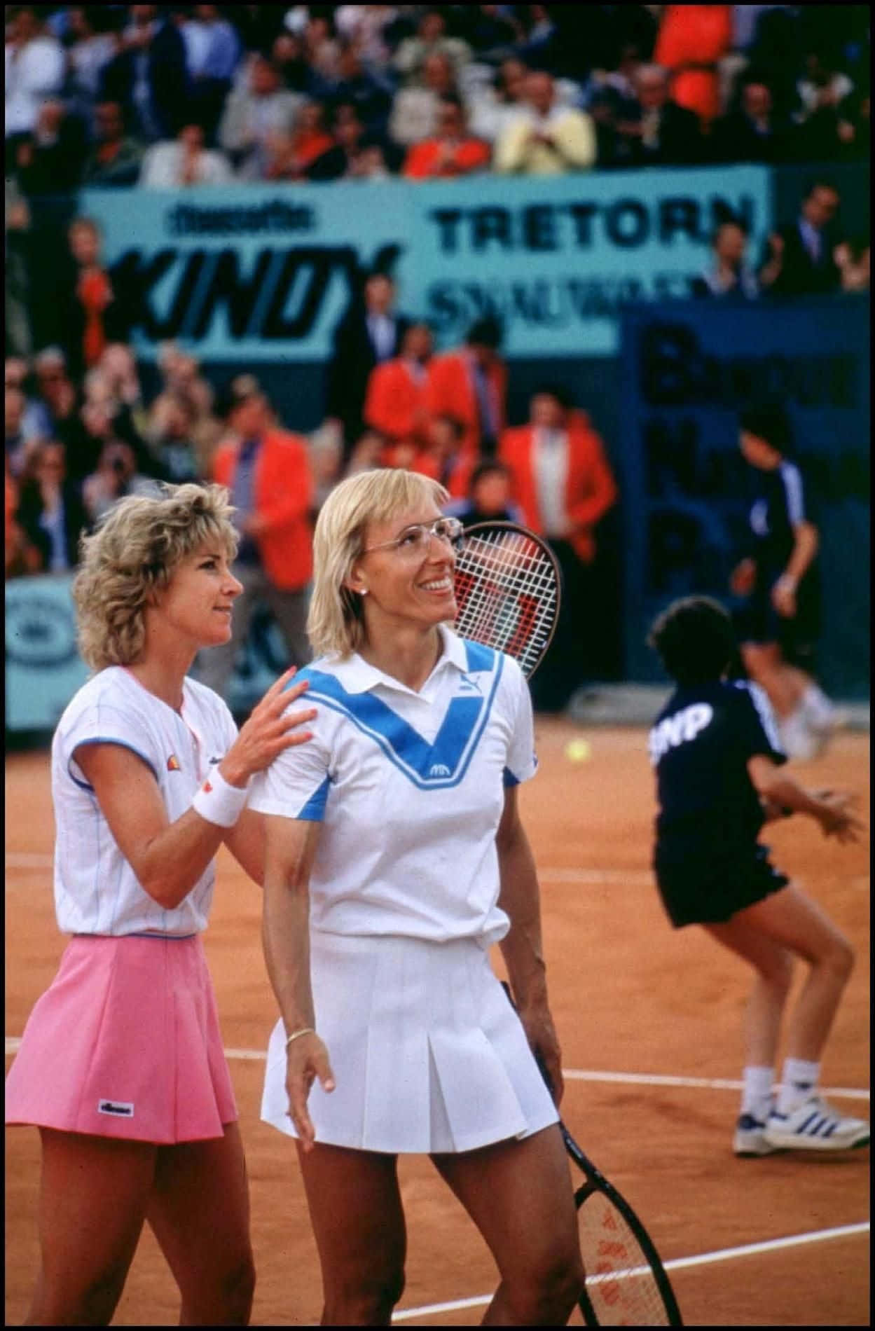 1249x1900 Download Iconic Tennis Legends Chris Evert and Martina Navratilova Wallpaper