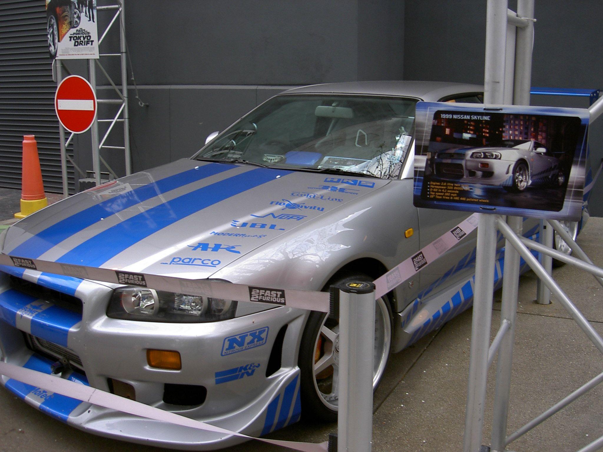 2048x1536 Nissan Skyline Fast 2