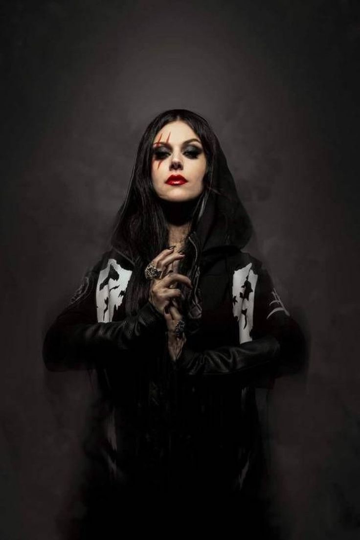 736x1104 Cristina Scabbia