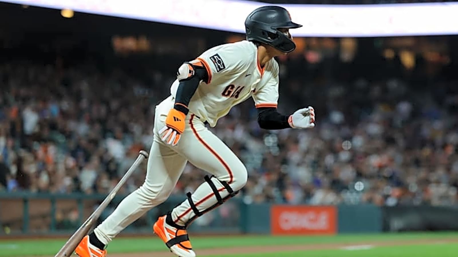 1600x900 Giants Star Jung Hoo Lee Has One of Major League&;s Most Unique Swings