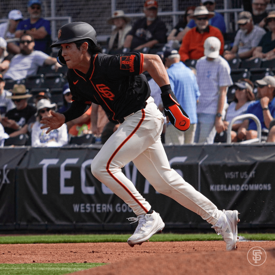 1080x1080 First look at Jung Hoo Lee in action for the San Francisco Giants