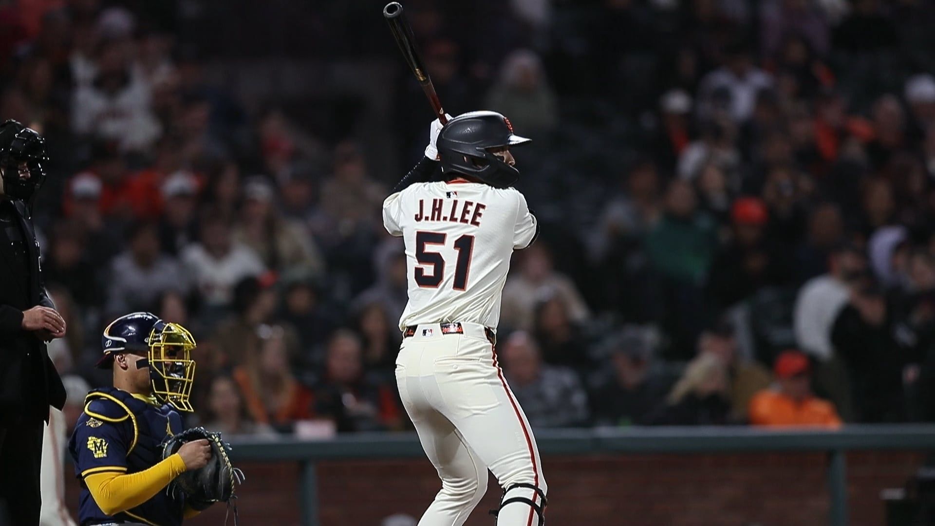 1920x1080 Jung Hoo Lee zooming around the bases for a triple, captured from the field!