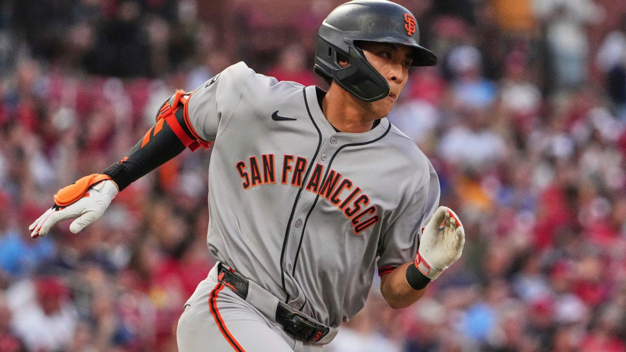 2560x1440 Giants OF Jung Hoo Lee stopped briefly at LAX because of missing travel documents, AP source says