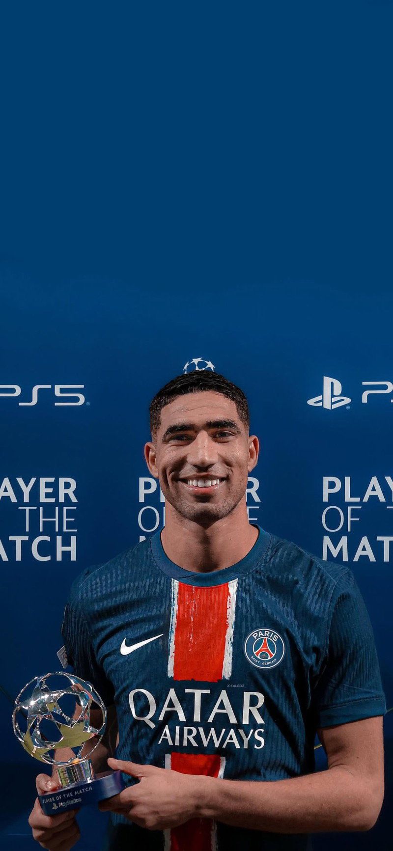 800x1733 Achraf Hakimi with Champions League POTM Award Football Wallpaper