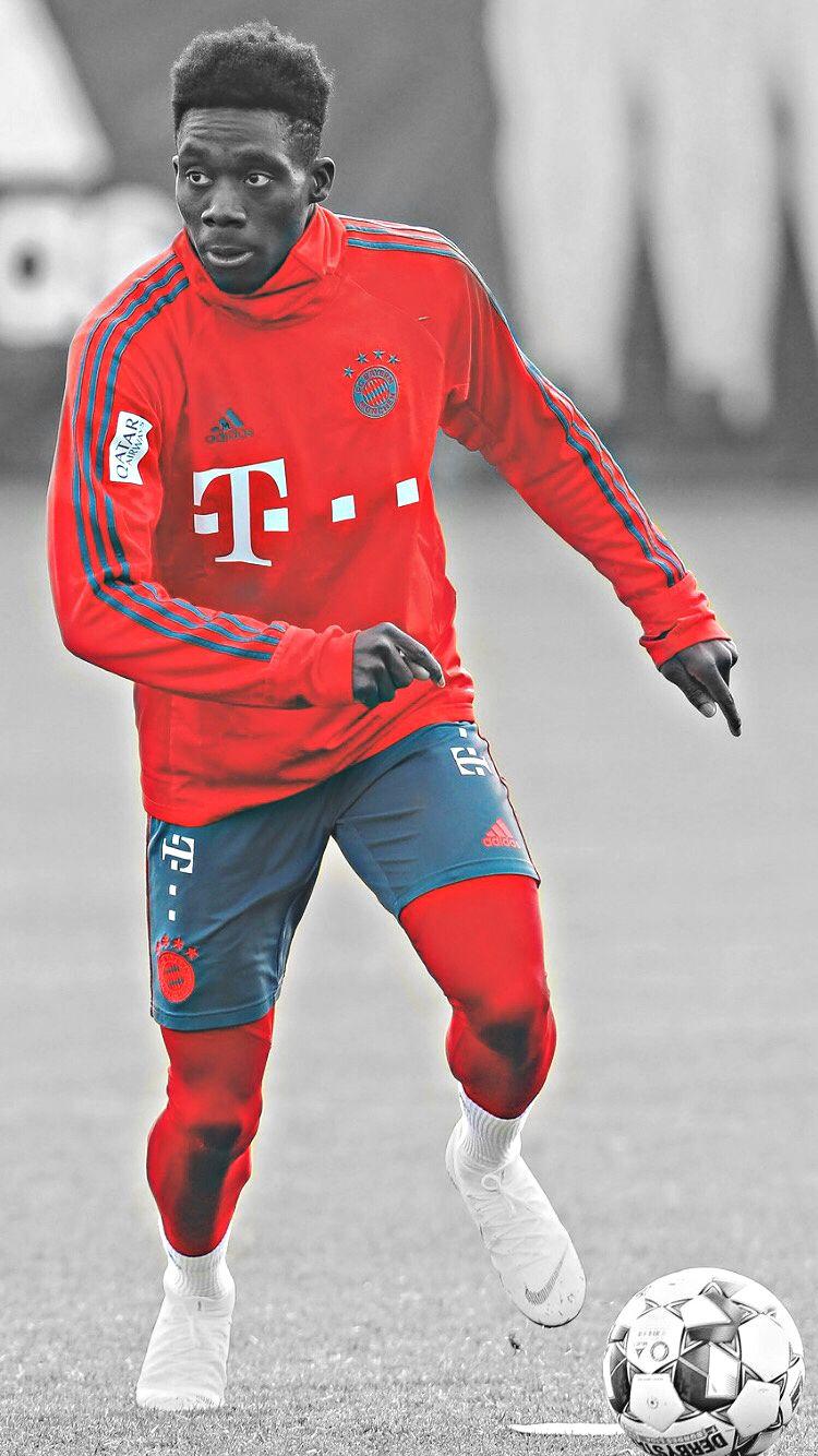 750x1334 Alphonso Davies Wallpaper
