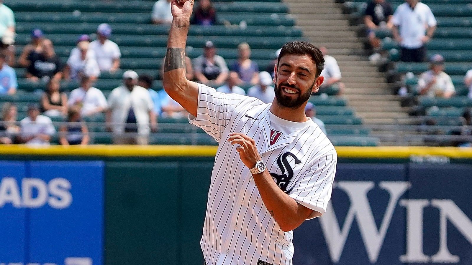 1600x900 Man United make Bruno Fernandes decision by shelving contract talks