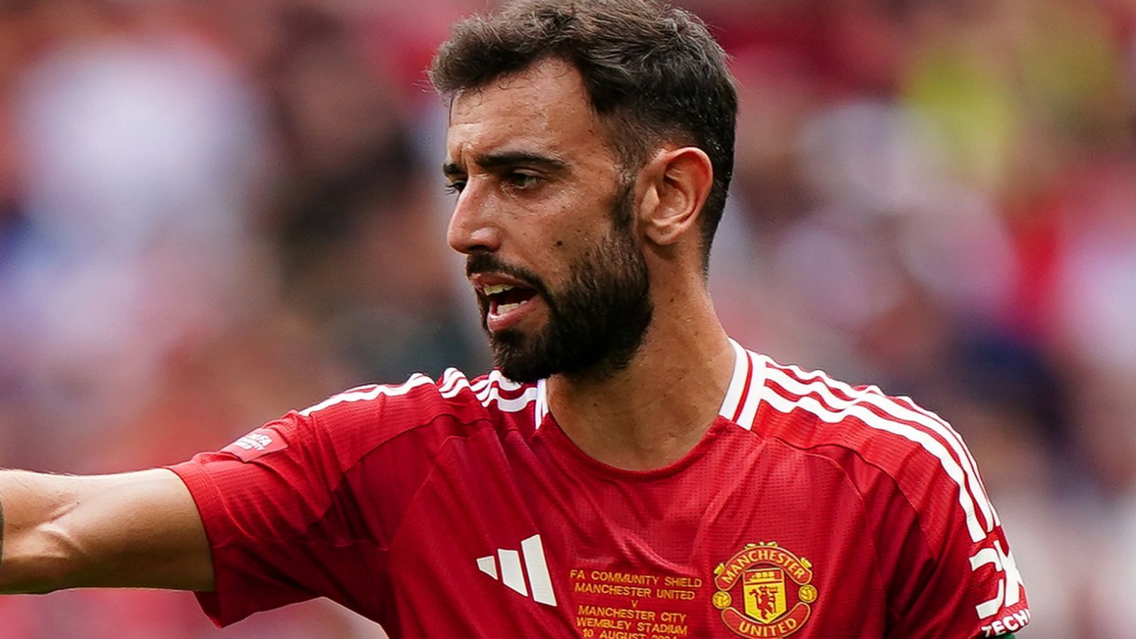 1600x900 Bruno Fernandes: Man Utd captain signs new contract until summer of 2027 with option of further year