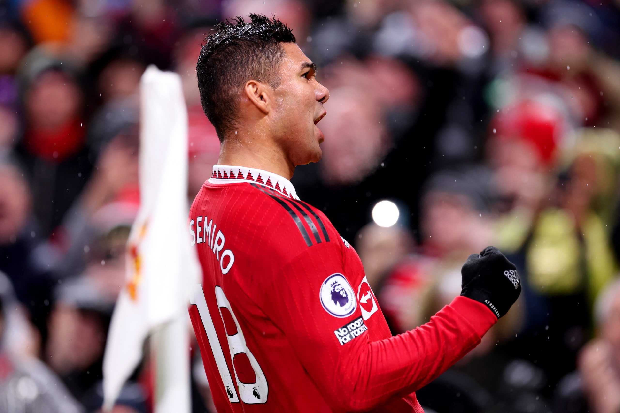 2560x1707 Casemiro Manchester United Wallpaper