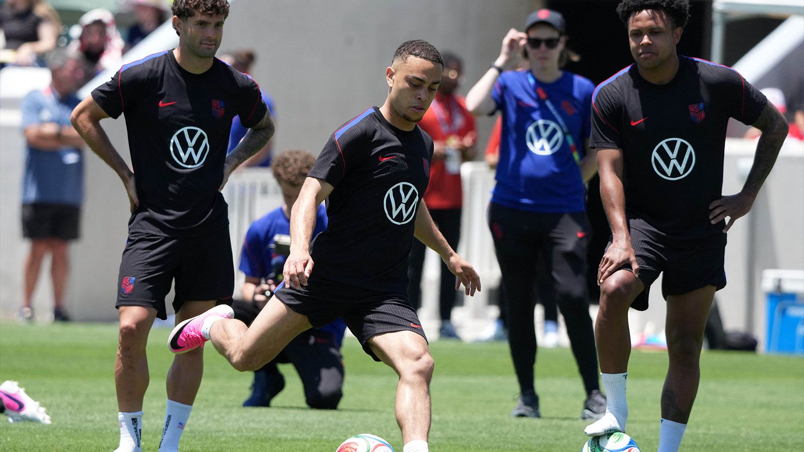 1600x900 How Christian Pulisic, USMNT must prepare for World Cup penalty kick scenarios