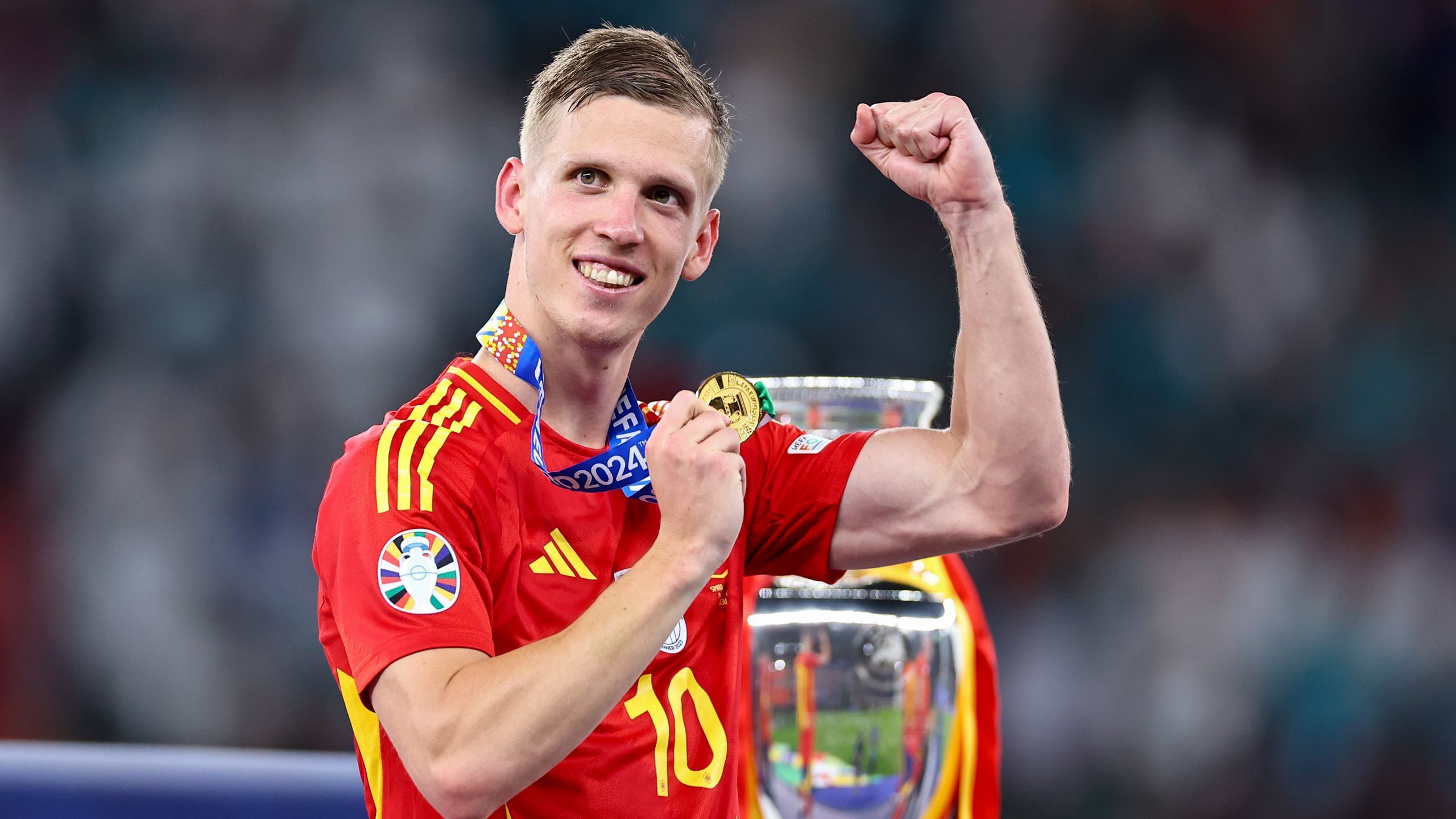 2560x1440 Barcelona Capture Signing Of Spain International Dani Olmo From RB Leipzig On Six Year Deal