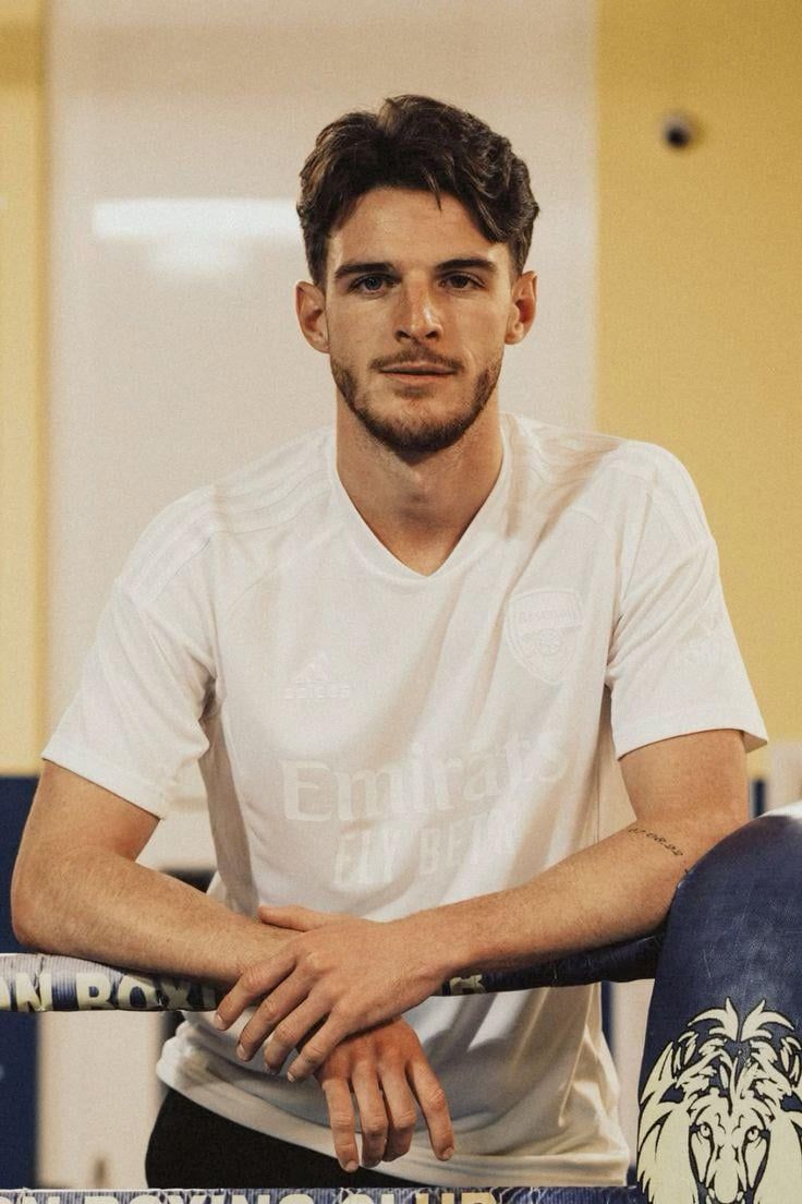 736x1104 Declan Rice for British Vogue 2026