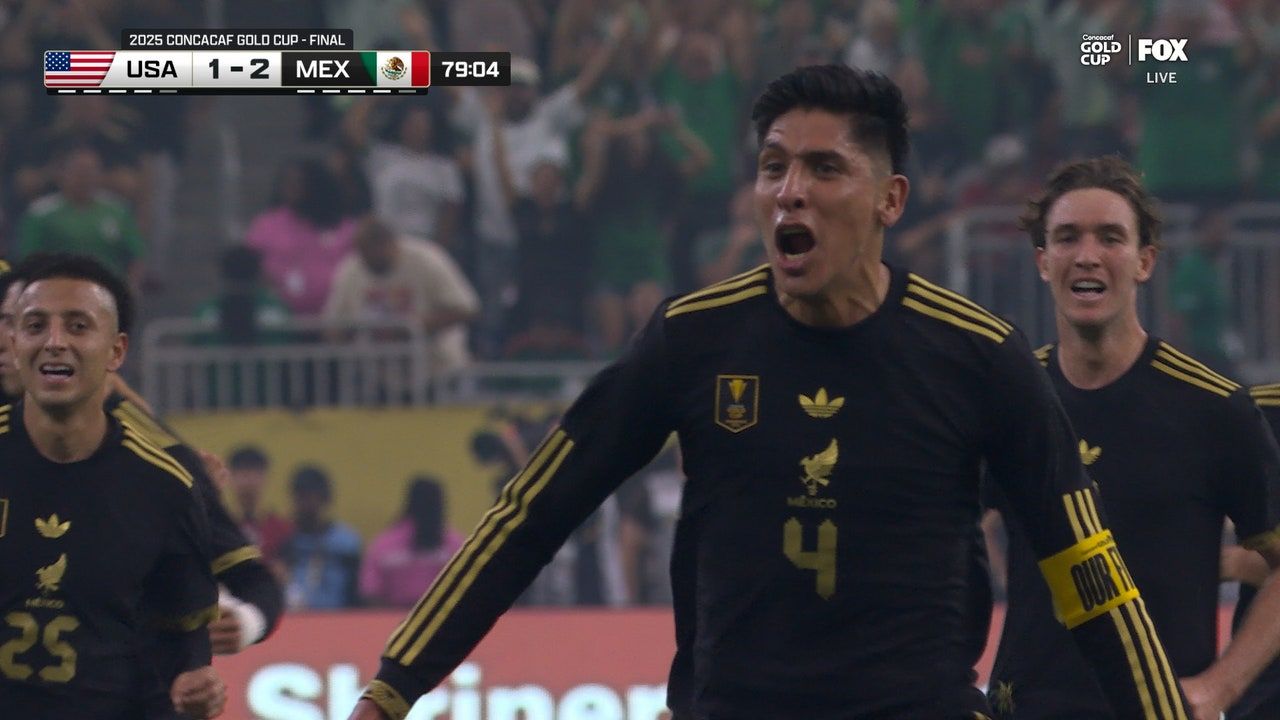 1280x720 Edson Alvarez scores, giving Mexico a lead over United States