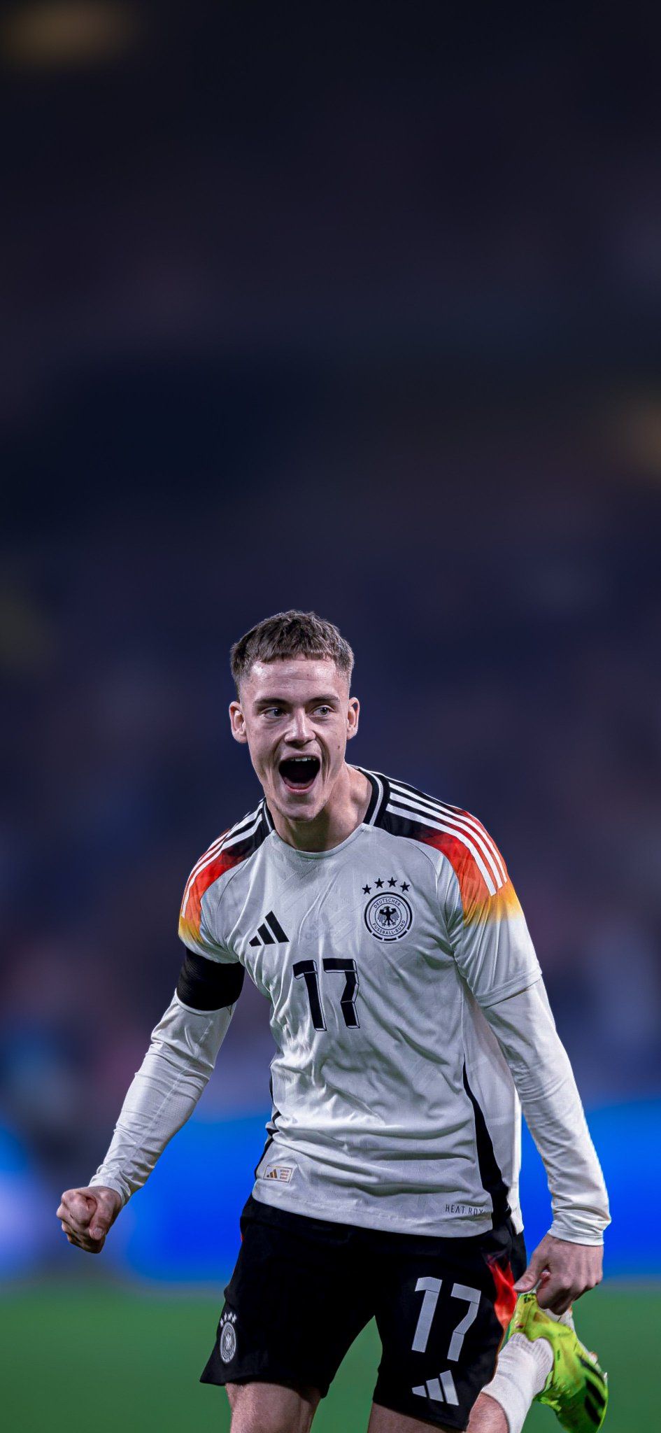 945x2048 Florian Wirtz 2024 Wallpaper