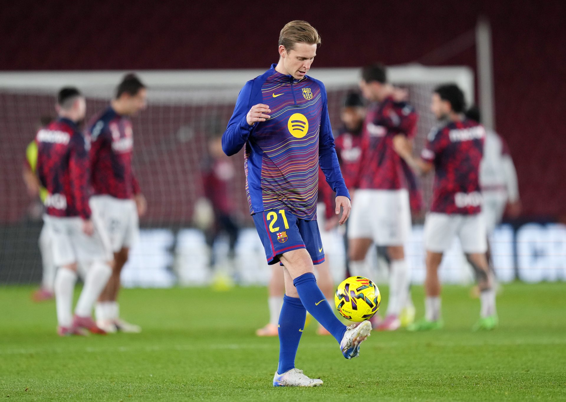 1920x1364 Barcelona midfielder has asked about Saudi Arabia to his national teammate, claims director