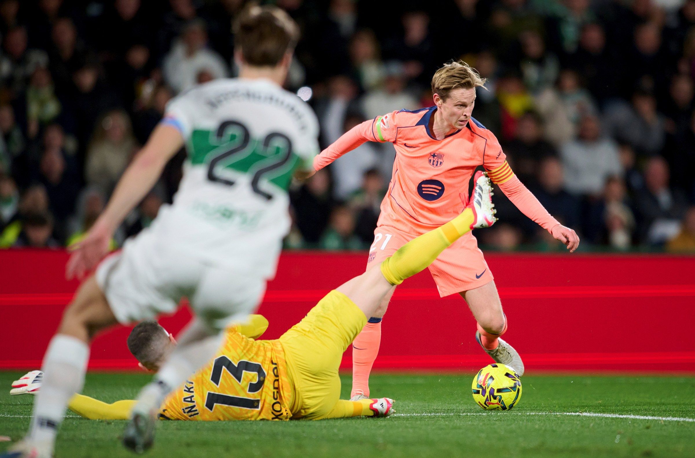 2400x1584 We're not at our peak yet' de Jong expecting more from Barcelona after Elche win